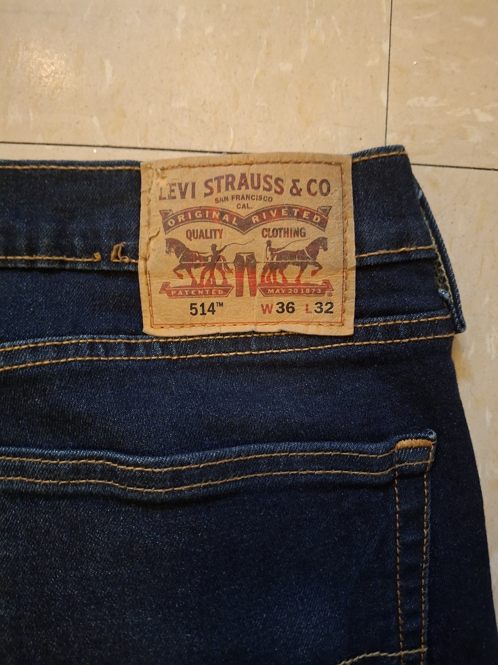 Levi's 514™ Men's Straight Jeans in Dark Blue